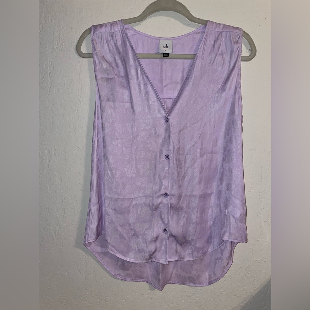 DONATED CAbi Lavender Lilac Rose Brocade Sleeveless Blouse with Enamel